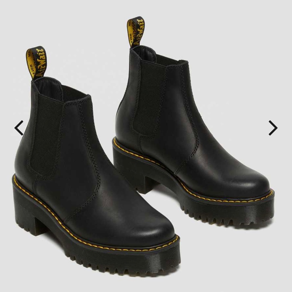 DOC MARTENS ROMETTY WYOMING LEATHER PLATFORM CHELSEA BOOTS
